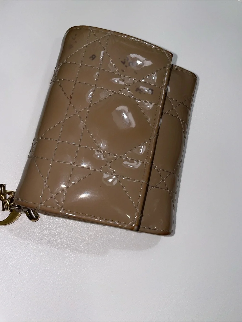 Authentic Christian Dior Patent Cannage Lady Dior Lotus Wallet Warm Taupe